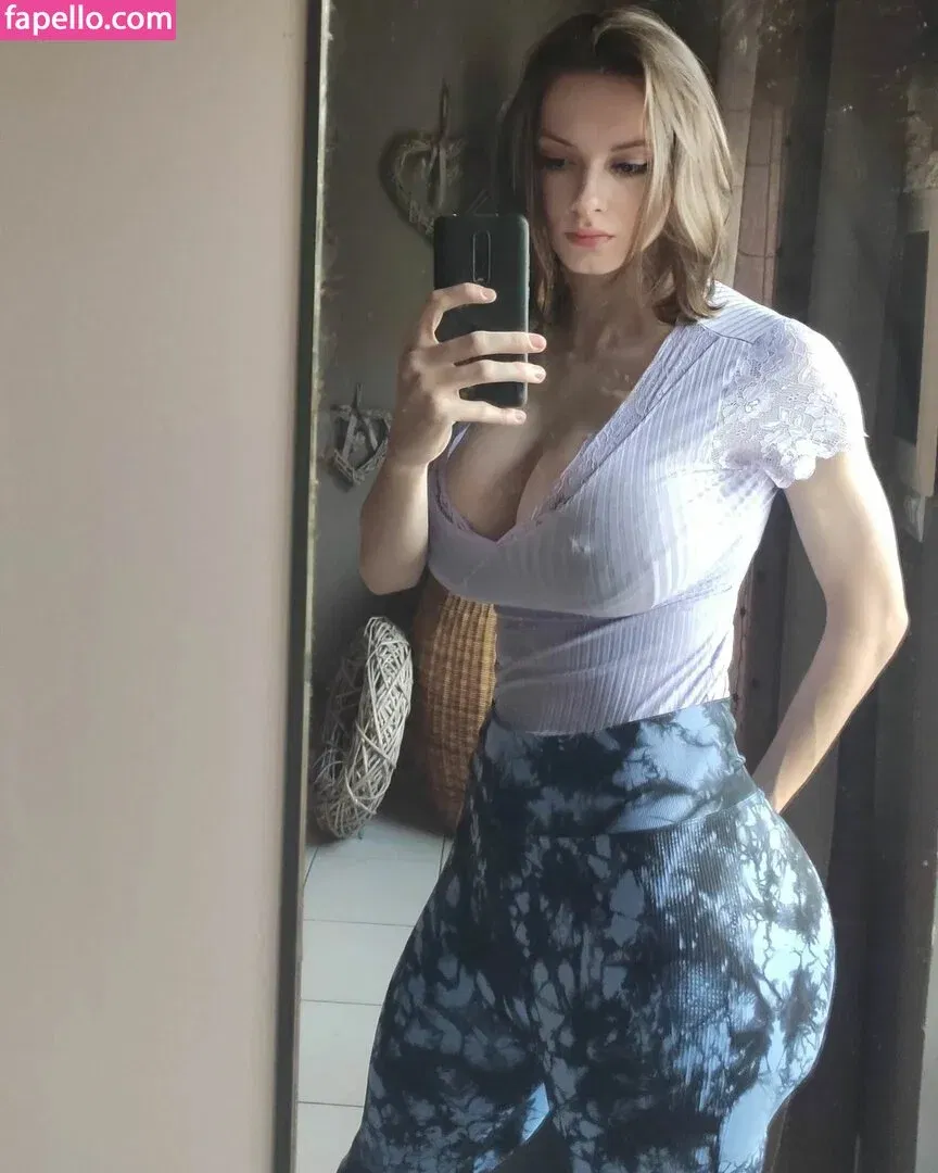 Zoepcbh Onlyfans Photo Gallery 