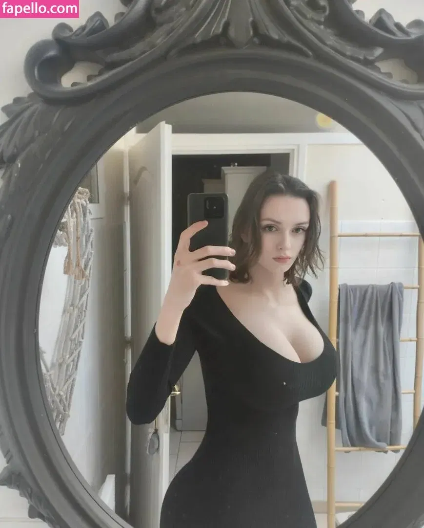 Zoepcbh Onlyfans Photo Gallery 