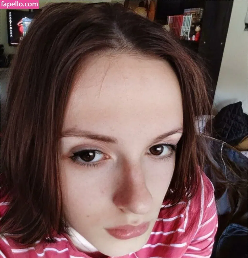 Zoepcbh Onlyfans Photo Gallery 