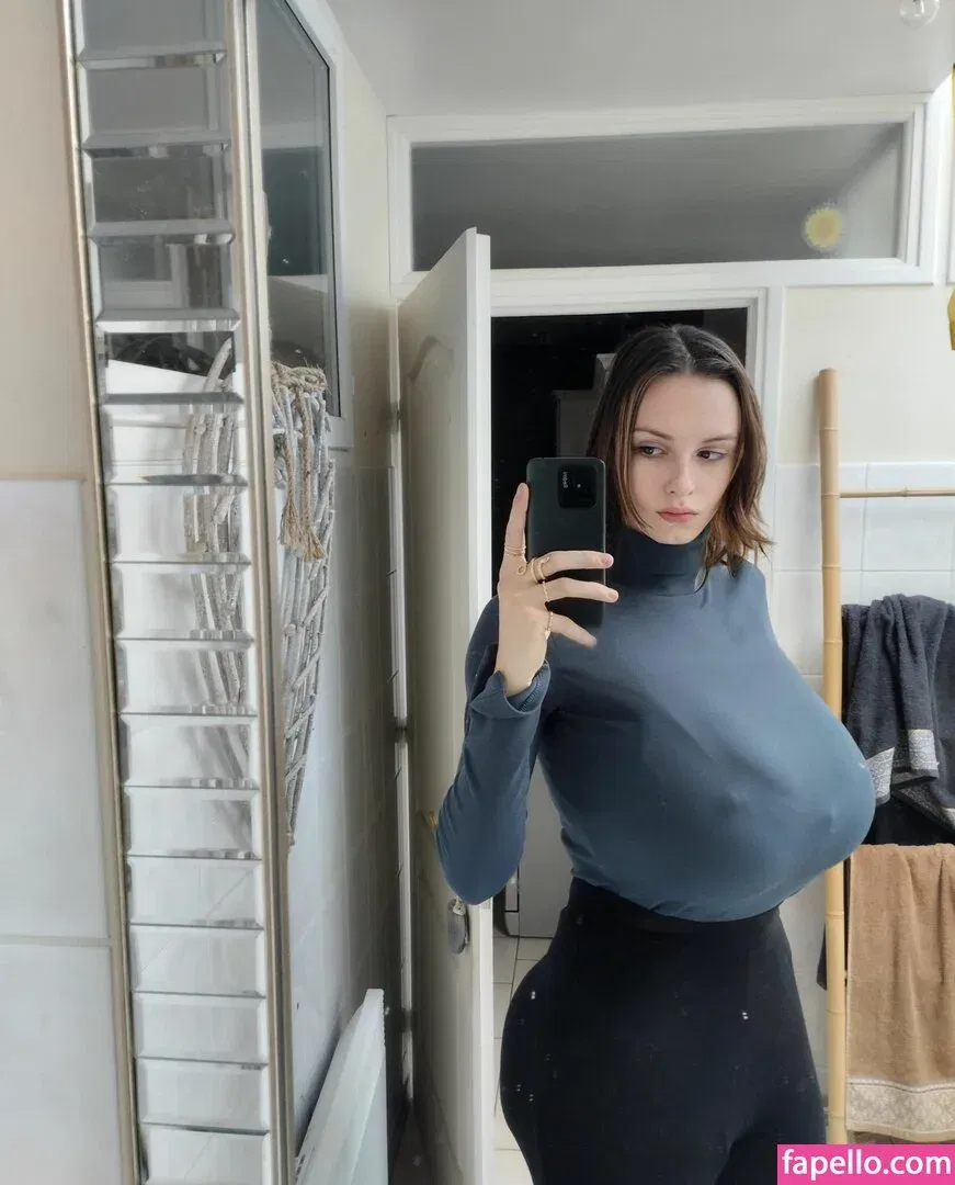 Zoepcbh Onlyfans Photo Gallery 