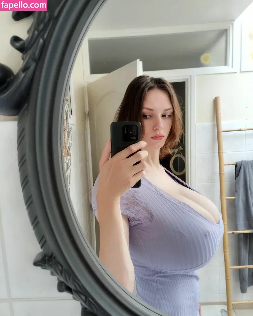 Zoepcbh Onlyfans Photo Gallery 