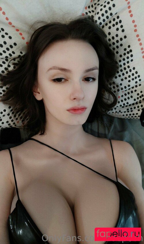 Zoepcbh Onlyfans Photo Gallery 