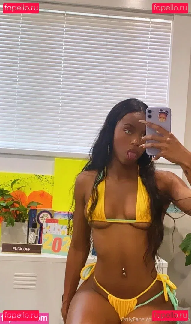 Madison Golden Onlyfans Photo Gallery 