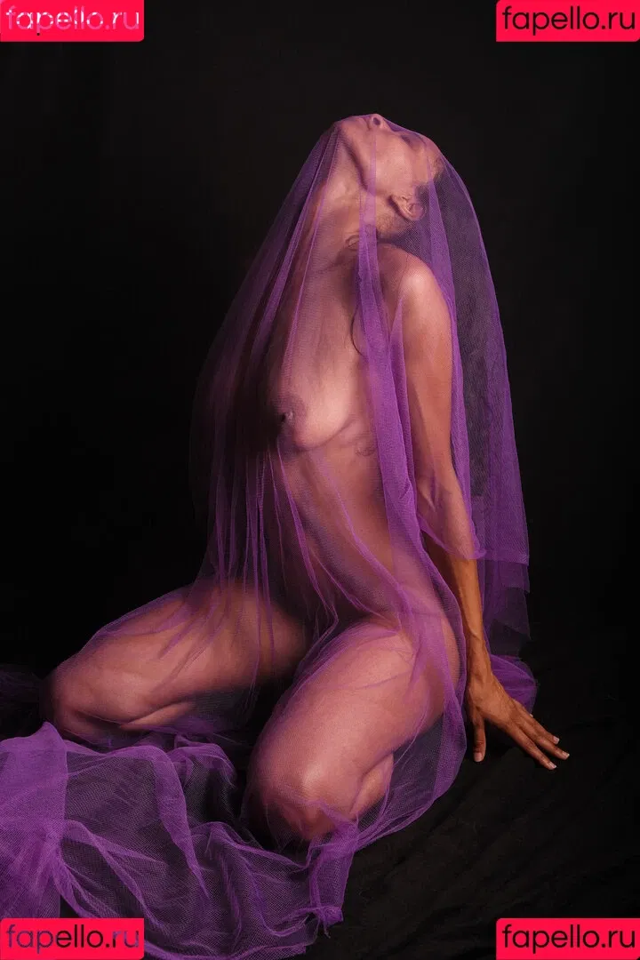 Adjouai Onlyfans Photo Gallery 