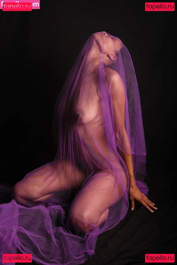 Adjouai Onlyfans Photo Gallery 