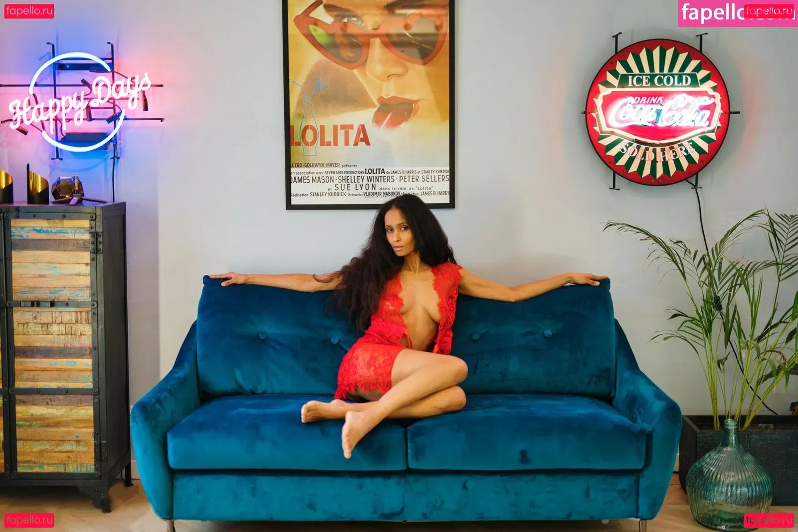 Adjouai Onlyfans Photo Gallery 