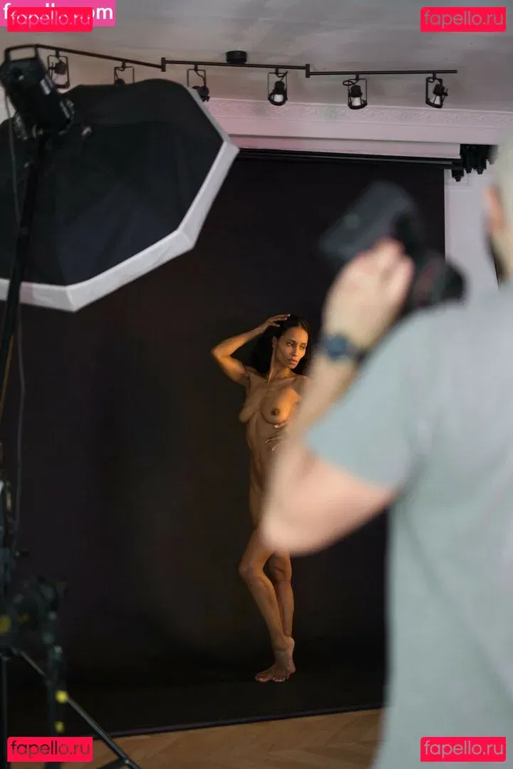 Adjouai Onlyfans Photo Gallery 