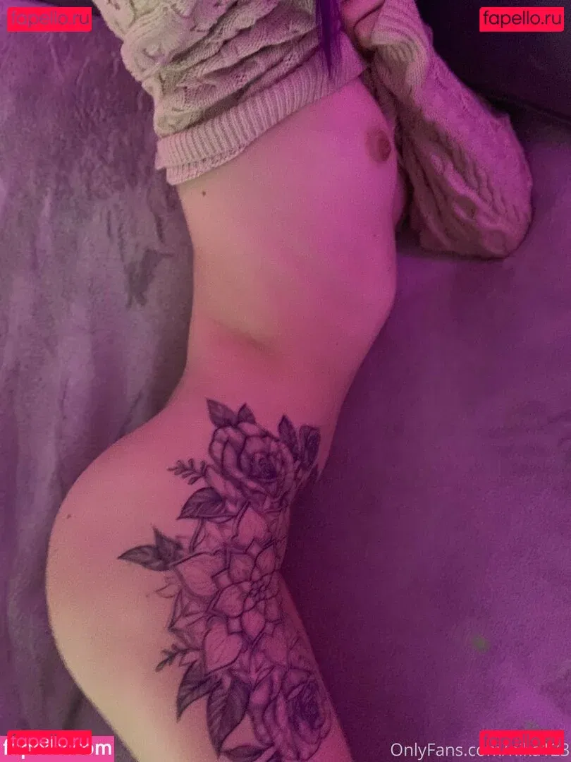 nika123 Onlyfans Photo Gallery 