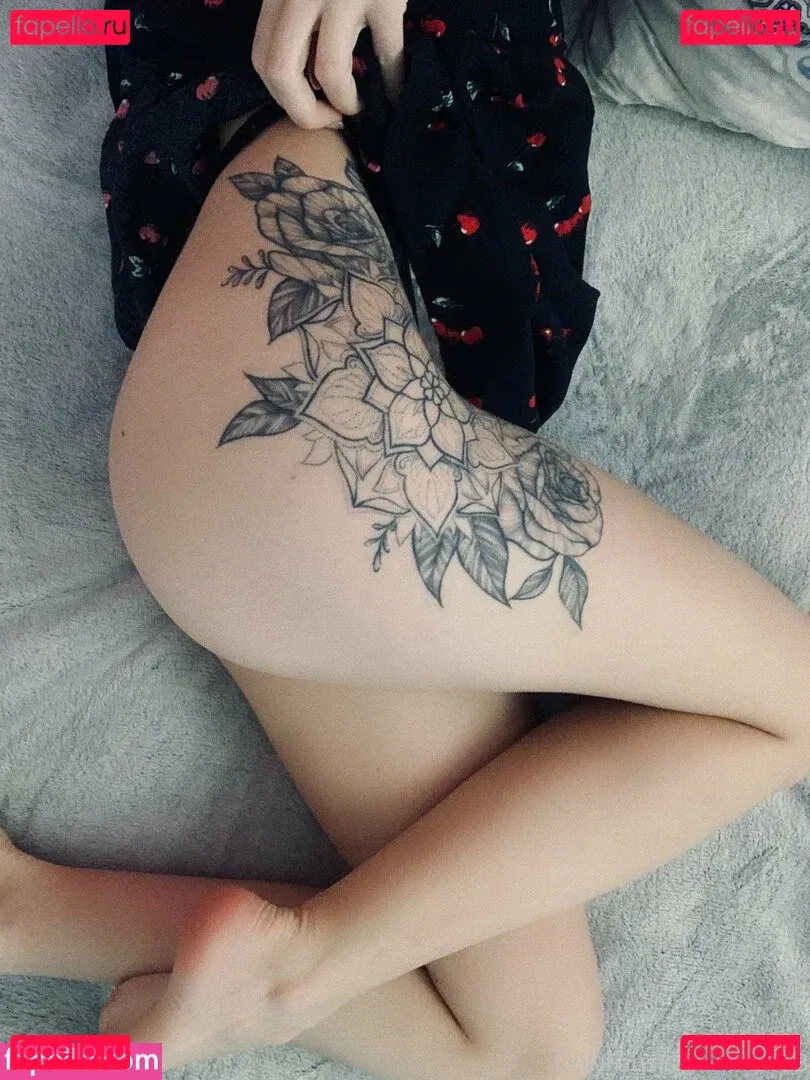 nika123 Onlyfans Photo Gallery 