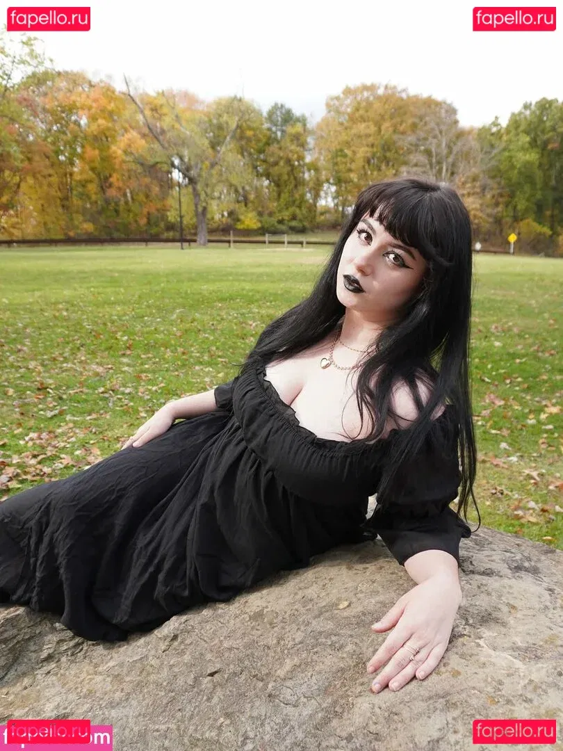 noodlexgoddess Onlyfans Photo Gallery 