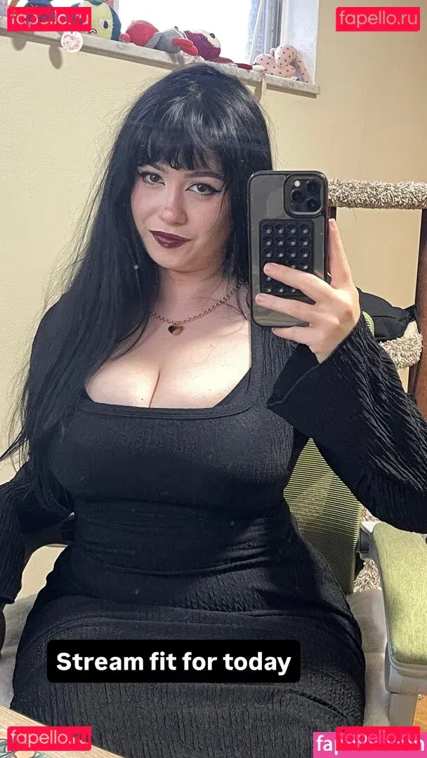 noodlexgoddess Onlyfans Photo Gallery 