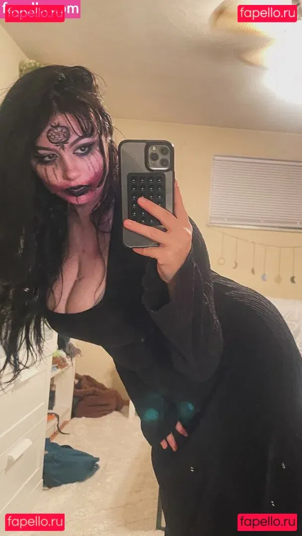 noodlexgoddess Onlyfans Photo Gallery 