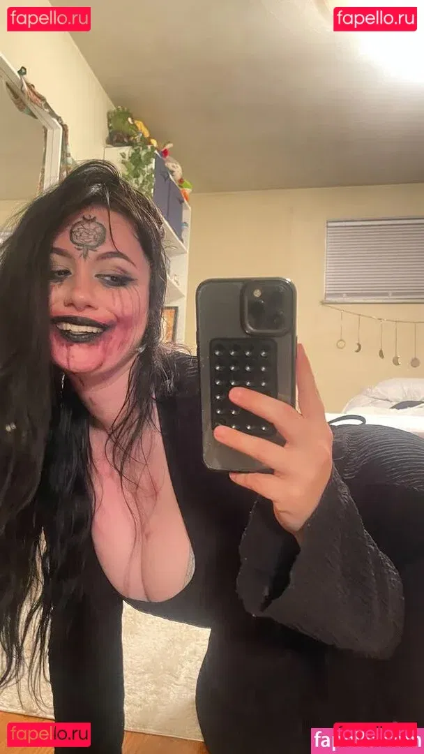 noodlexgoddess Onlyfans Photo Gallery 