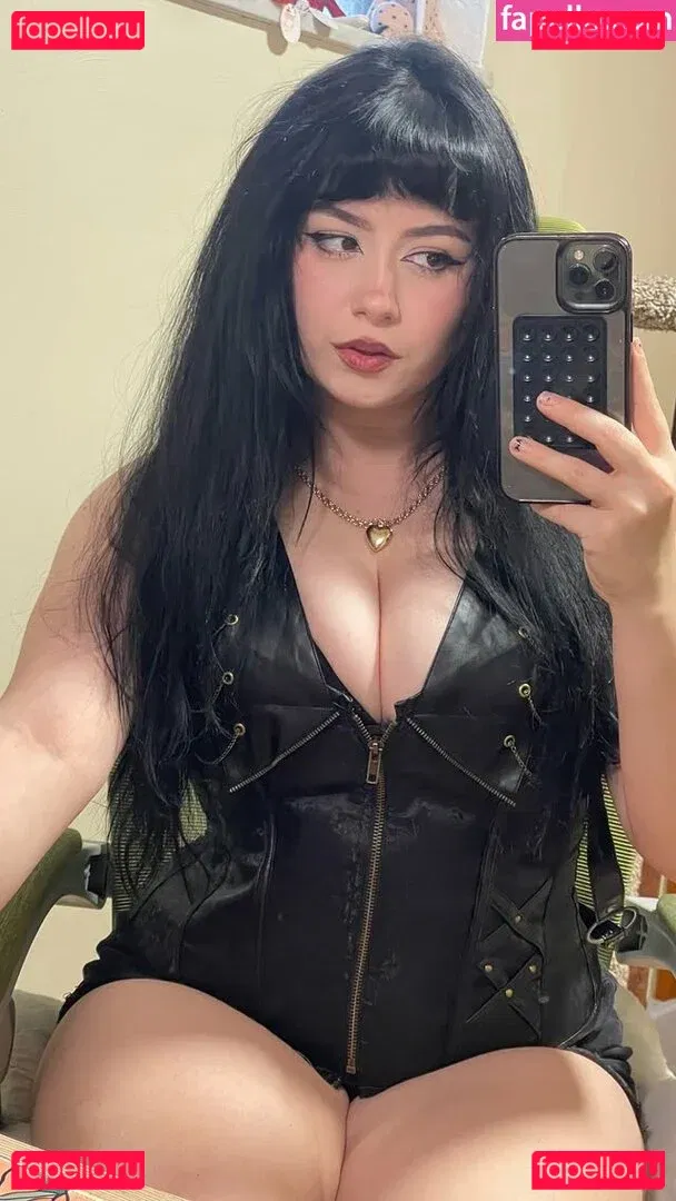 noodlexgoddess Onlyfans Photo Gallery 