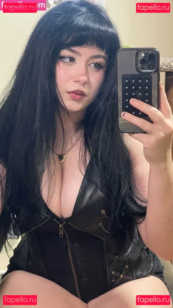 noodlexgoddess Onlyfans Photo Gallery 