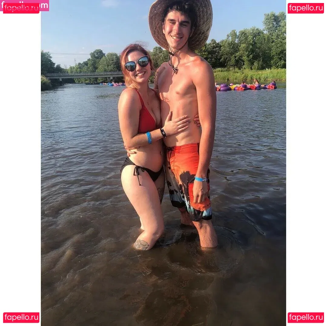 Kaytlin Lovely Onlyfans Photo Gallery 