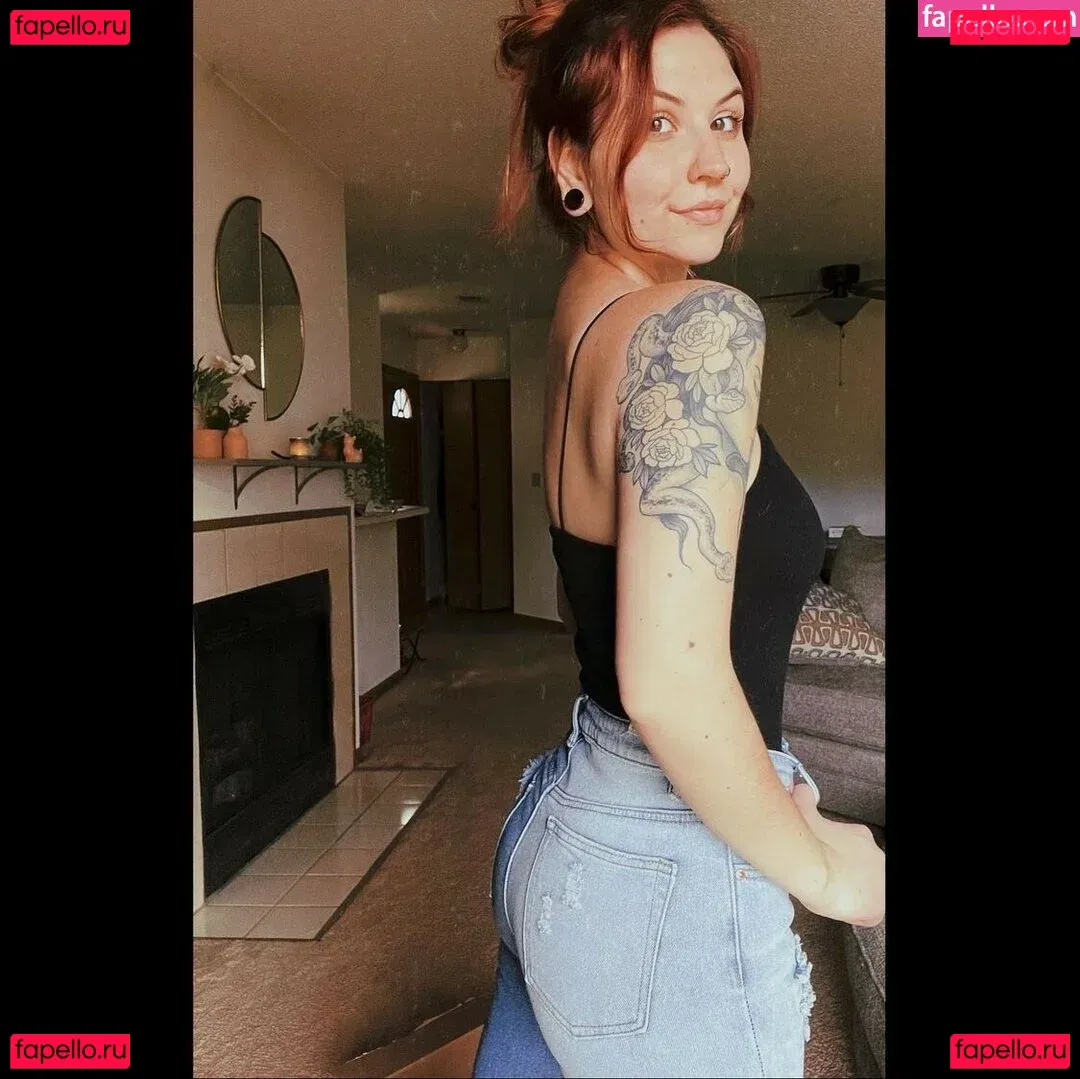 Kaytlin Lovely Onlyfans Photo Gallery 