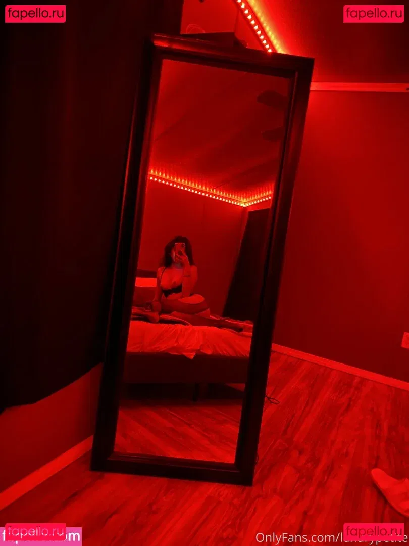 luxurypetite Onlyfans Photo Gallery 