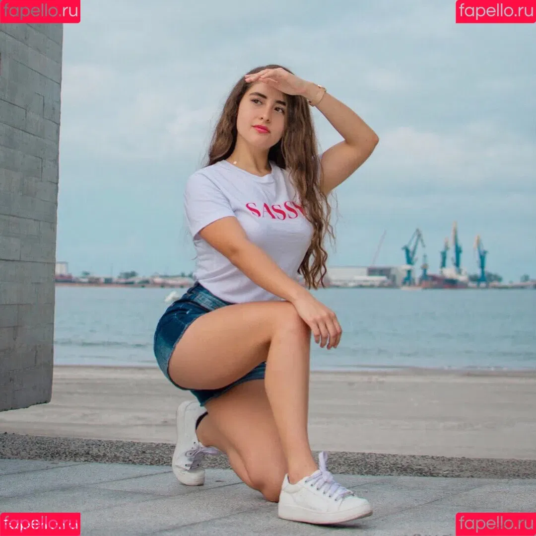 Sassi Zavala Onlyfans Photo Gallery 