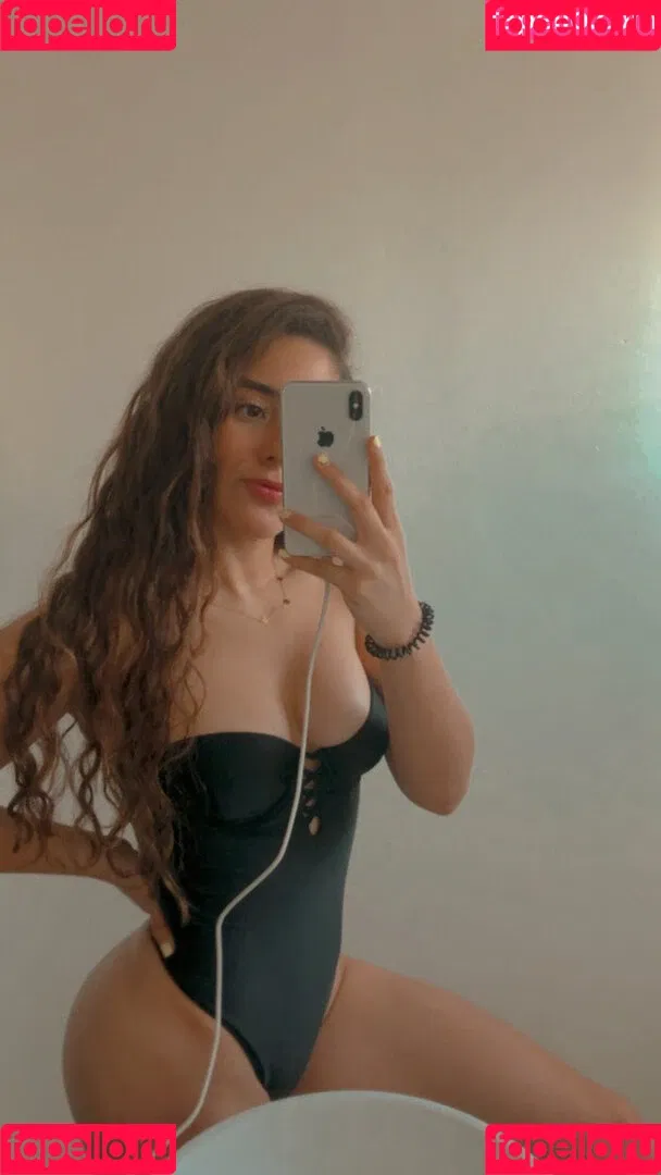 Sassi Zavala Onlyfans Photo Gallery 