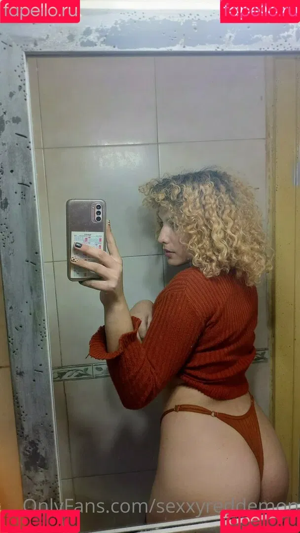 sexxyreddemon Onlyfans Photo Gallery 