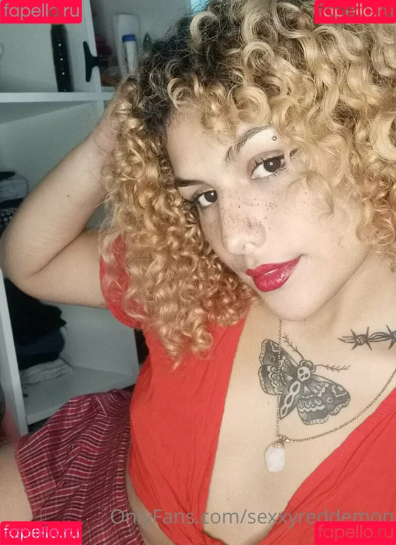 sexxyreddemon Onlyfans Photo Gallery 
