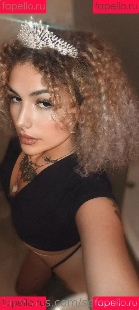 sexxyreddemon Onlyfans Photo Gallery 