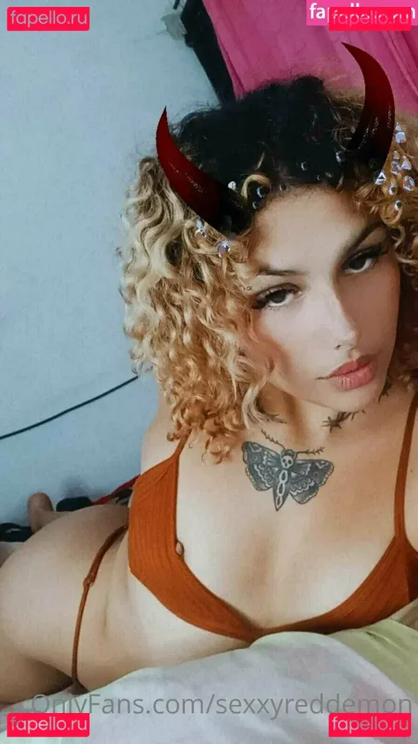 sexxyreddemon Onlyfans Photo Gallery 