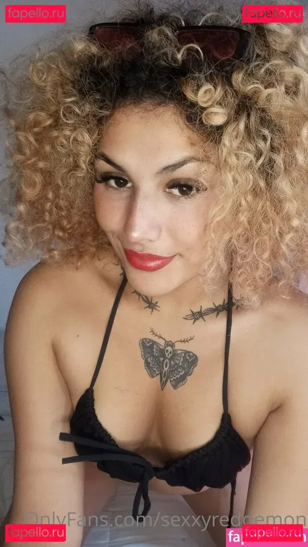 sexxyreddemon Onlyfans Photo Gallery 