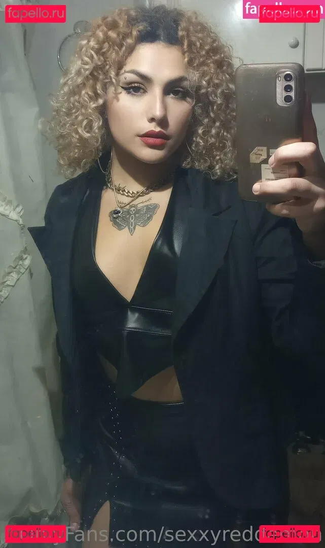 sexxyreddemon Onlyfans Photo Gallery 