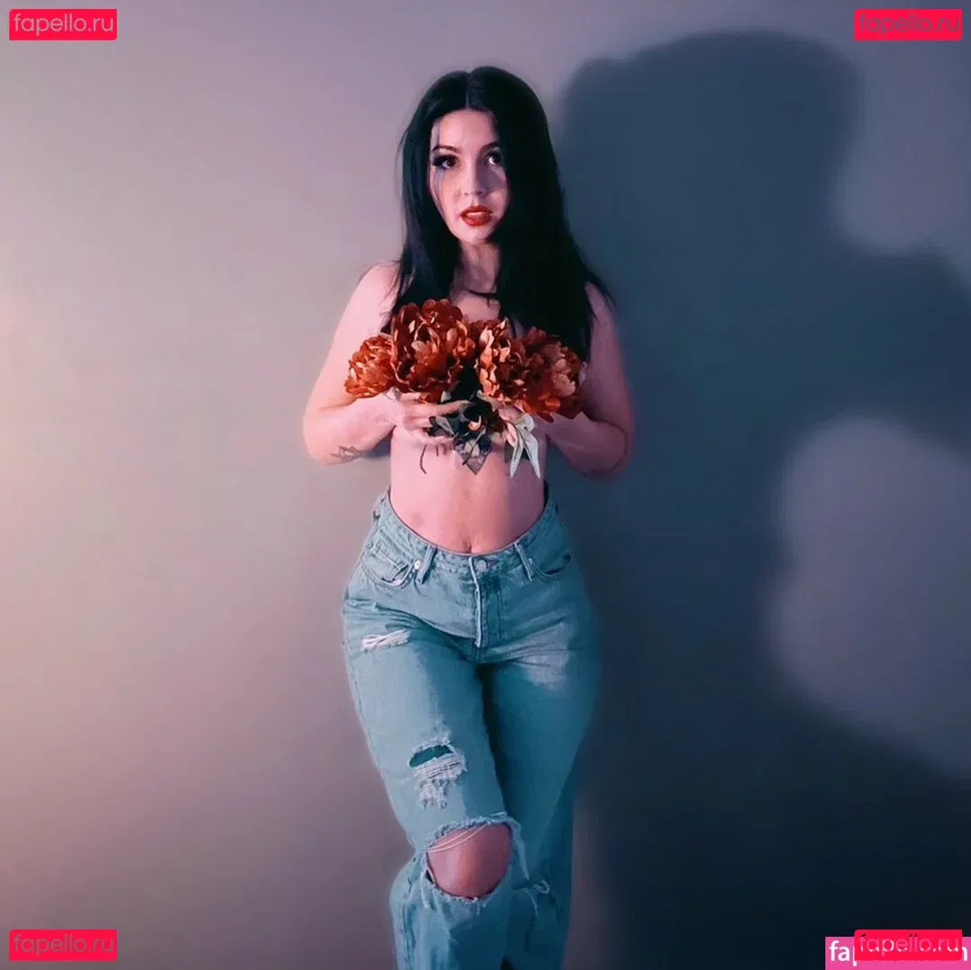 Miranda Henny Onlyfans Photo Gallery 