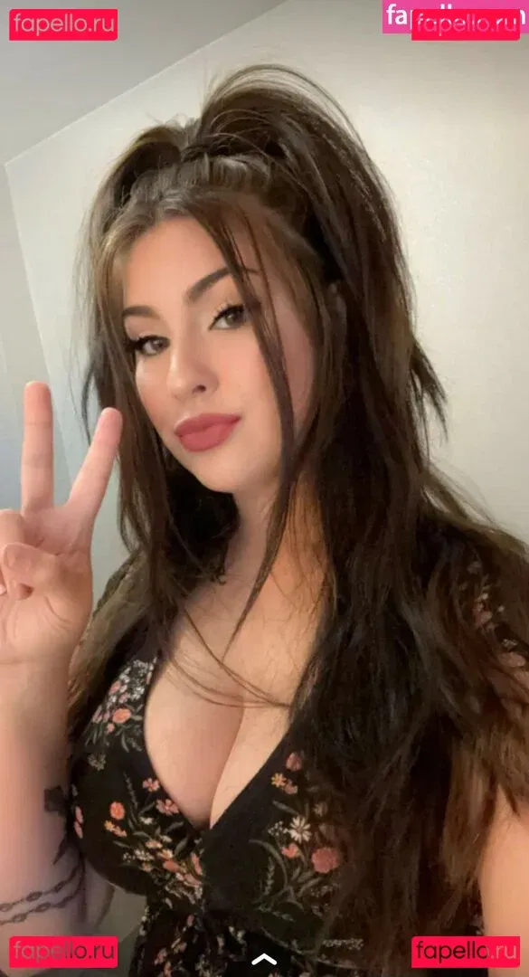 Miranda Henny Onlyfans Photo Gallery 