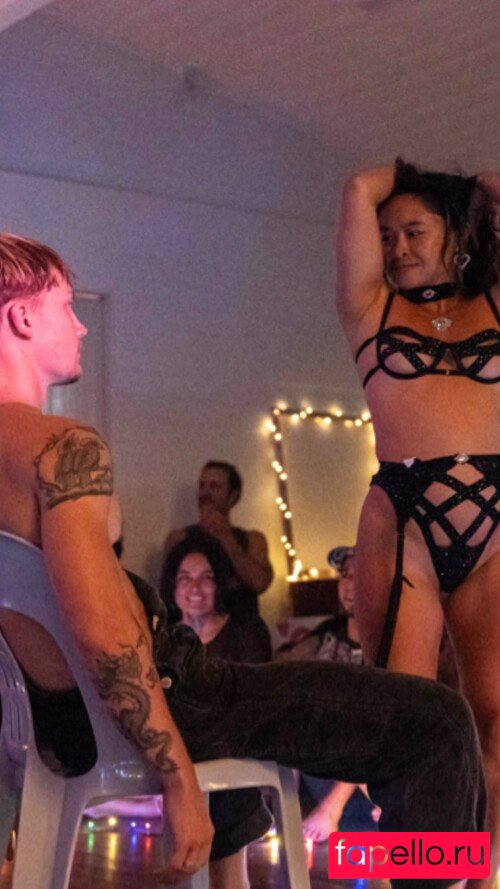 Hannah Wang Nude Onlyfans Photo 11