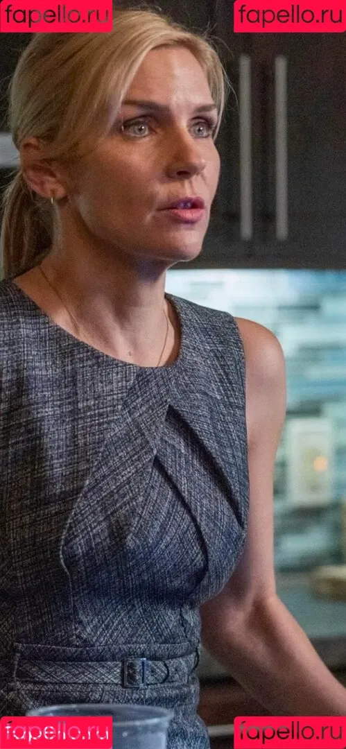 Rhea Seehorn Onlyfans Photo Gallery 
