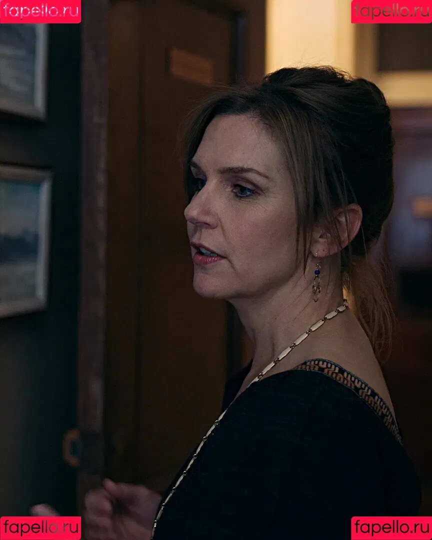 Rhea Seehorn Onlyfans Photo Gallery 