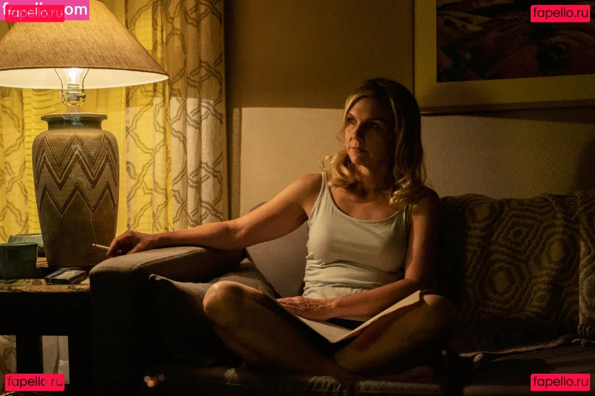 Rhea Seehorn Onlyfans Photo Gallery 