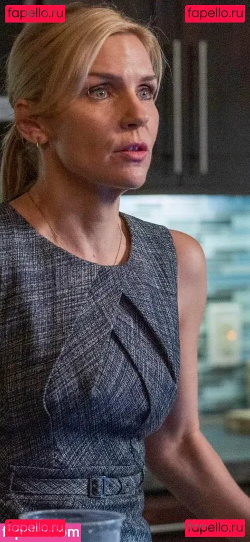 Rhea Seehorn Onlyfans Photo Gallery 