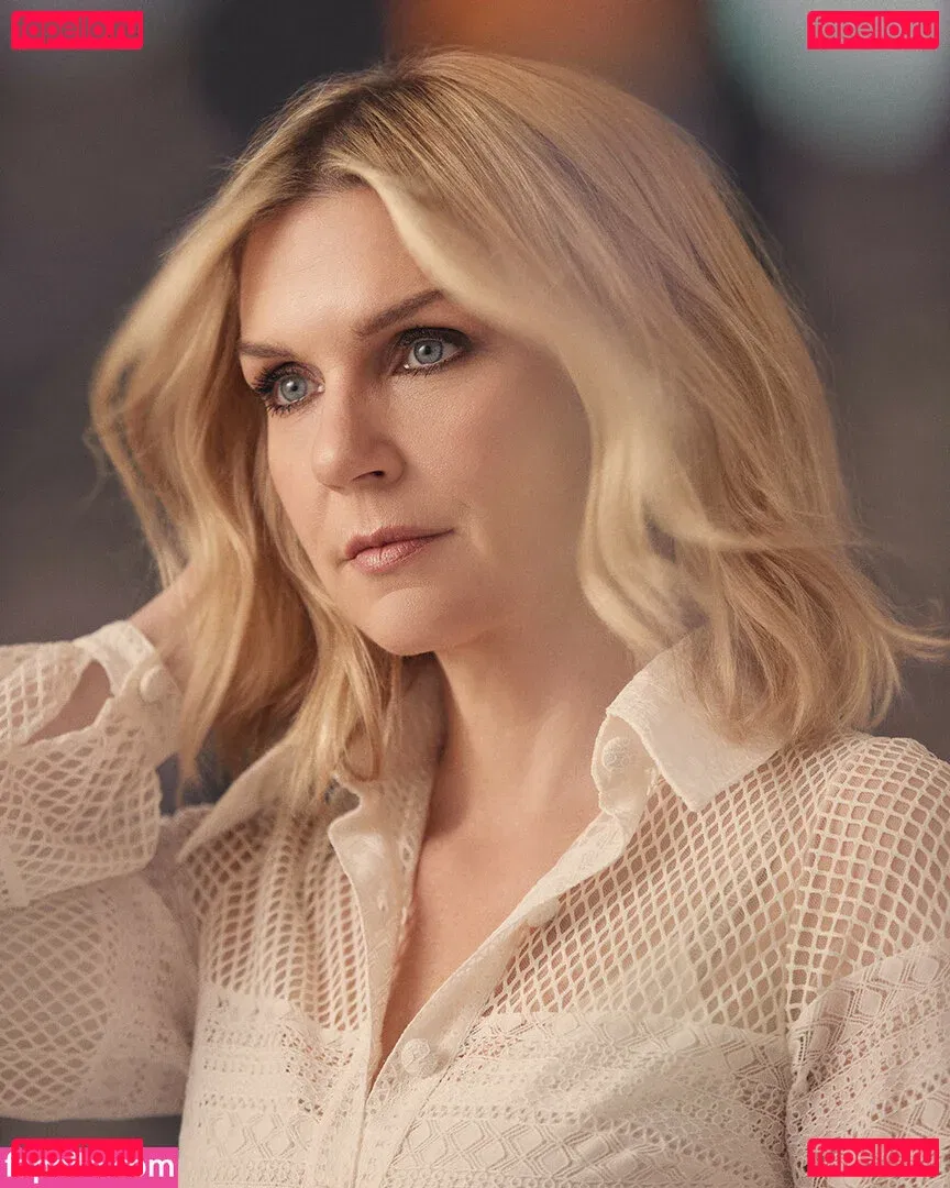 Rhea Seehorn Onlyfans Photo Gallery 