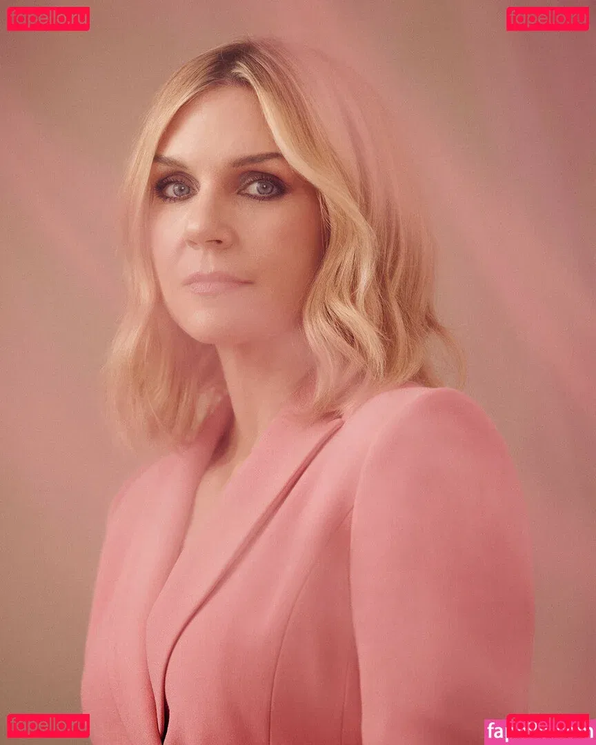 Rhea Seehorn Onlyfans Photo Gallery 