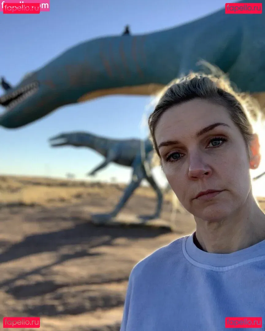 Rhea Seehorn Onlyfans Photo Gallery 