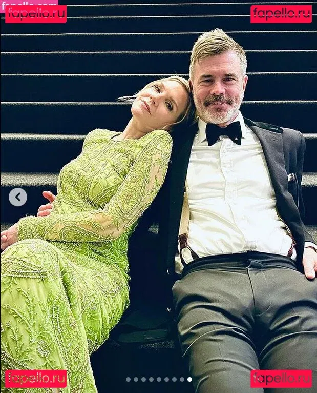 Rhea Seehorn Onlyfans Photo Gallery 