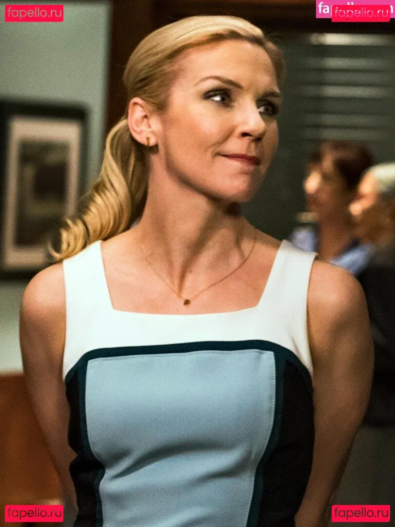 Rhea Seehorn Onlyfans Photo Gallery 