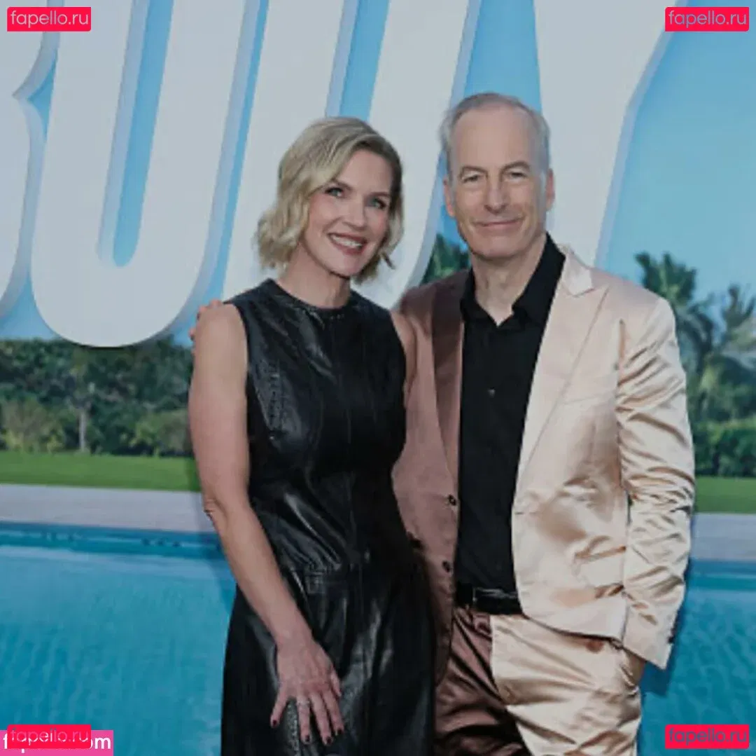 Rhea Seehorn Onlyfans Photo Gallery 