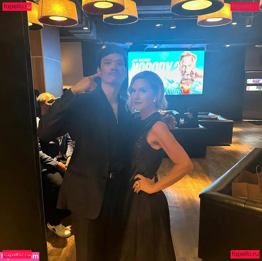 Rhea Seehorn Onlyfans Photo Gallery 