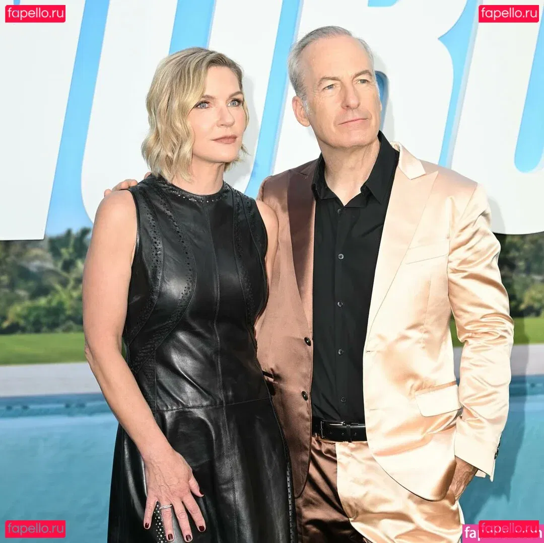 Rhea Seehorn Onlyfans Photo Gallery 