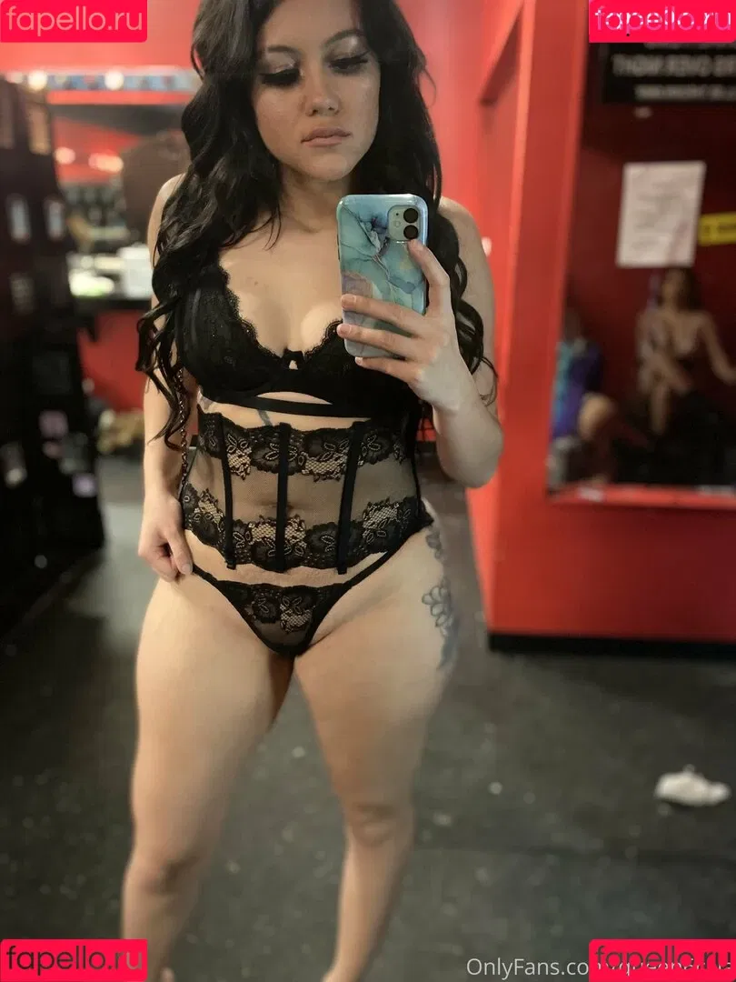 queen6cilla Onlyfans Photo Gallery 