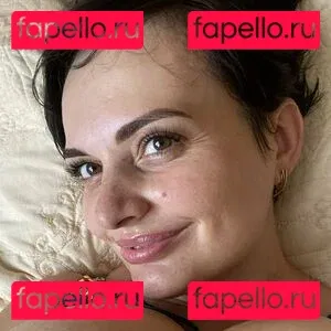 girlwithhugecleavage Onlyfans Photo Gallery 