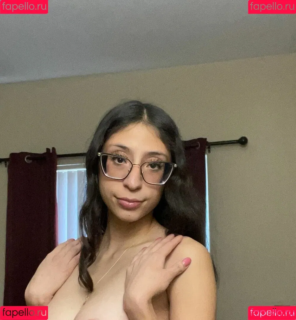 Sona Bella Onlyfans Photo Gallery 