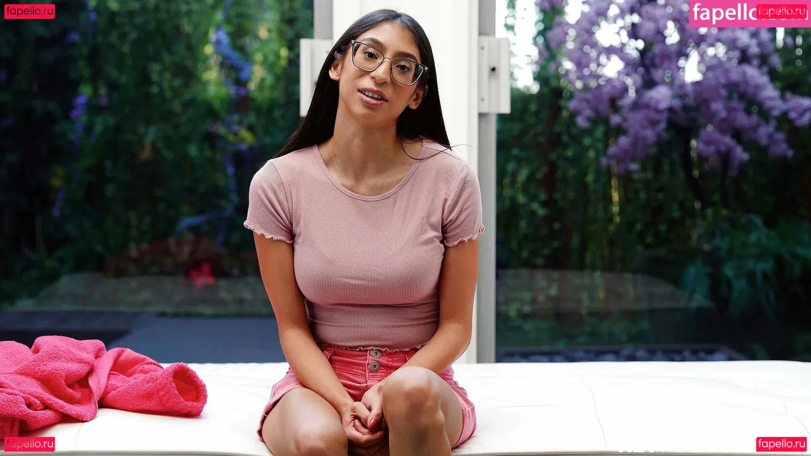 Sona Bella Onlyfans Photo Gallery 