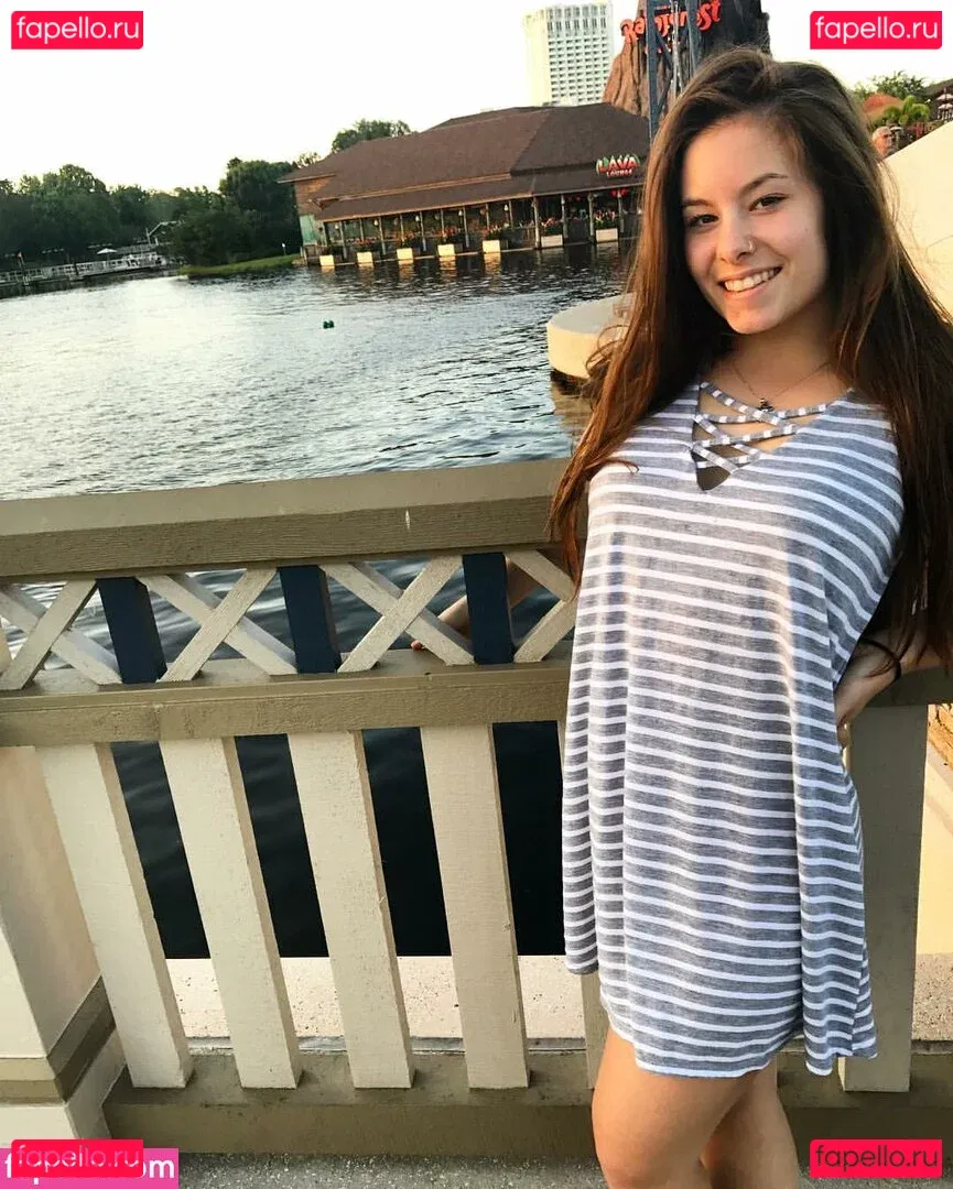 Jordan Rose Schmidt Onlyfans Photo Gallery 